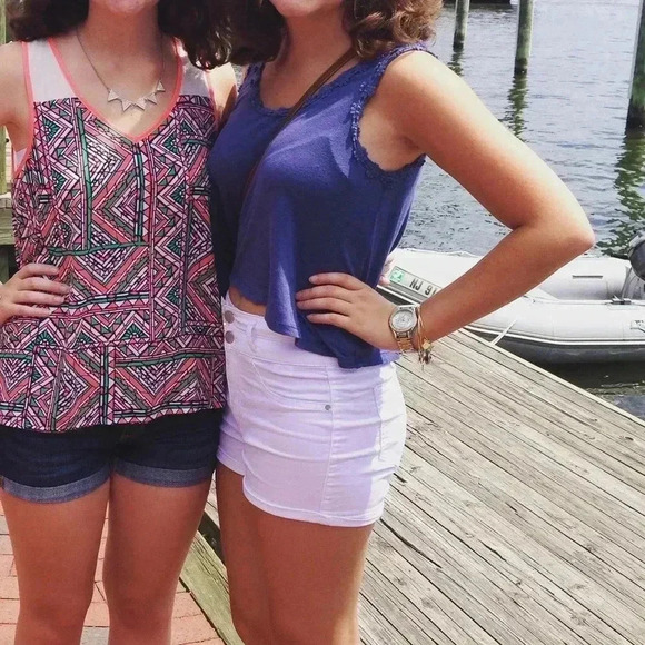 Forever 21 Blue Crotchet Flower Crop Top for Spring, Size Medium, Cropped Tank - Picture 9 of 9